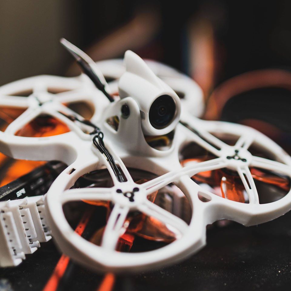 Emax Tinyhawk II 2 RTF FPV Rac - Drone Kit Racing のレビューと価格